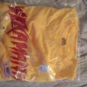 Hulkamania yellow t shirt